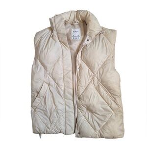 Abercrombie & Fitch Off-White Quilted Vest